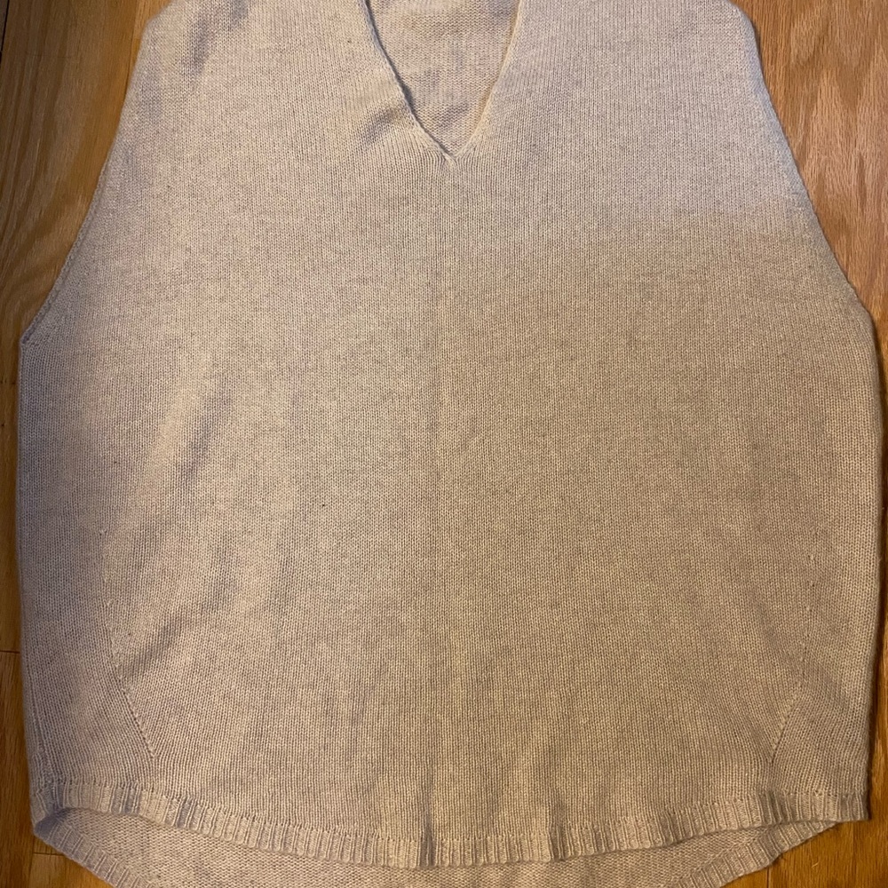 Women's V-Neck Knit Sweater Vest in Light Beige